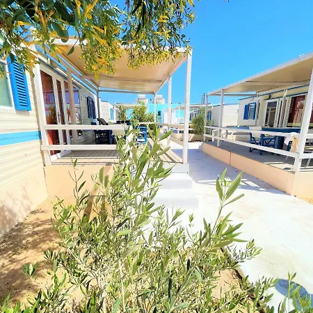 Lägenhetshotell Dodo's Perivolos (Santorini)