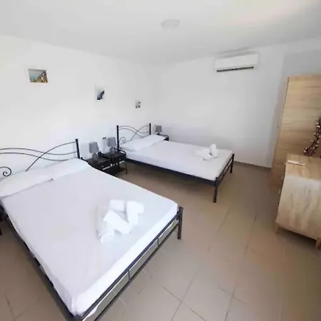 Aparthotel Dodo's Perivolos (Santorini)