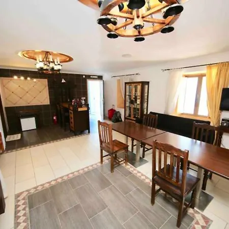 Dodo's Apart-hotel 3*