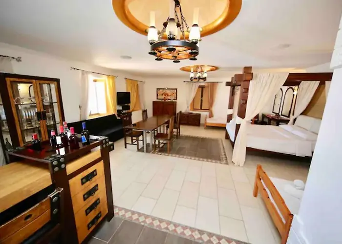 Dodo's Aparthotel Perivolos (Santorini)