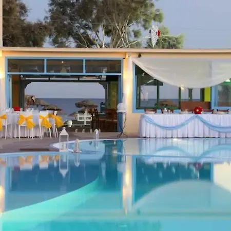 Dodo's 3* Perivolos (Santorini)