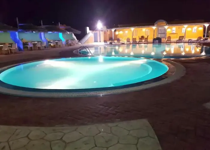 Dodo's Aparthotel Perivolos (Santorini)