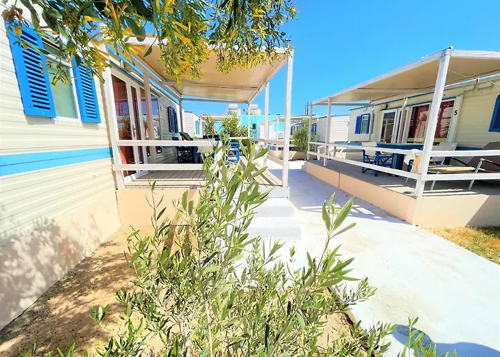 Aparthotel Dodo's Perivolos (Santorini)